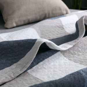 Lightweight Double Layered 100% Cotton Yarn Bed Blanket - Size Extra Full 79" by 90" (Ocean)