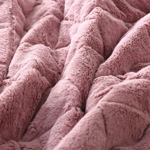 Premium Plush 100% Cotton Sateen and Luxury Poly Fleece Reversible Comforter (Rose Dawn)