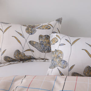 Utlra Soft Floral 3 Piece Reversible Duvet Cover Set with 2 Pillow Shams