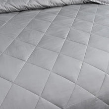 Load image into Gallery viewer, Premium Plush 100% Cotton Sateen and Luxury Poly Fleece Reversible Comforter (Silver Gray)