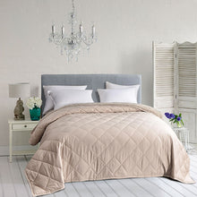 Load image into Gallery viewer, Premium Plush 100% Cotton Sateen and Luxury Poly Fleece Reversible Comforter (Light Camel)